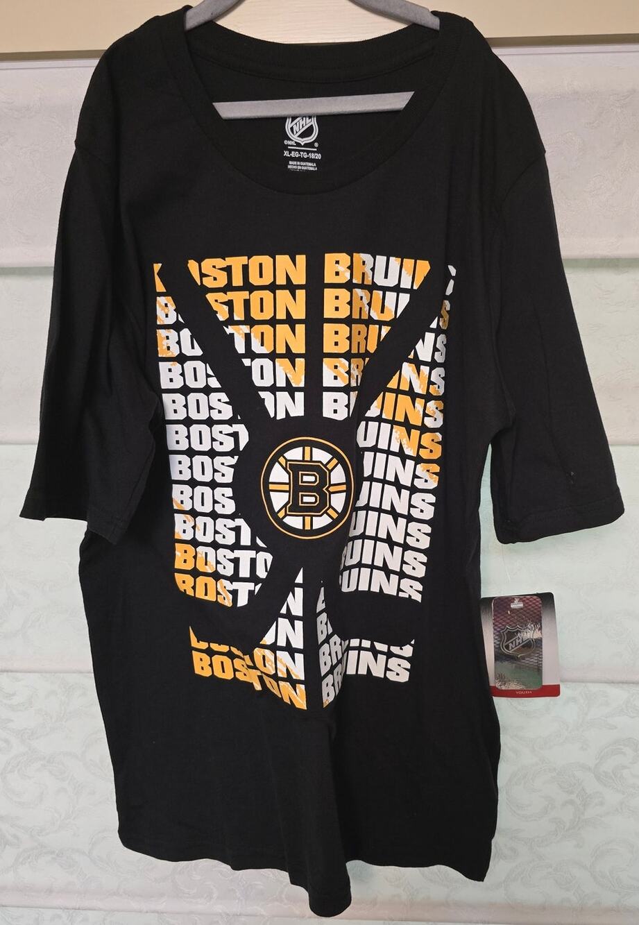 Boston Bruins Youth XL 18/20 NHL Hockey Black Graphic T-Shirt NWT NEW